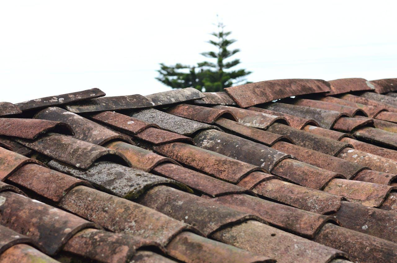 Why Older Homes Benefit From Modern Exterior Features