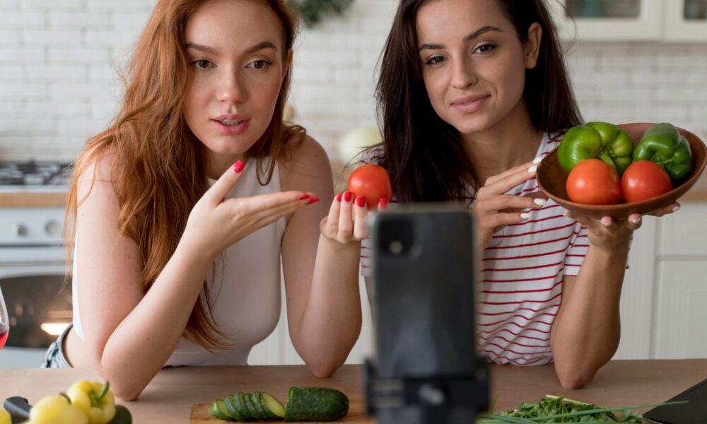 Who Should Use Veganovies com?